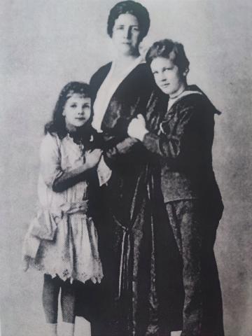 Caroline Zanardi Landi mit Kindern